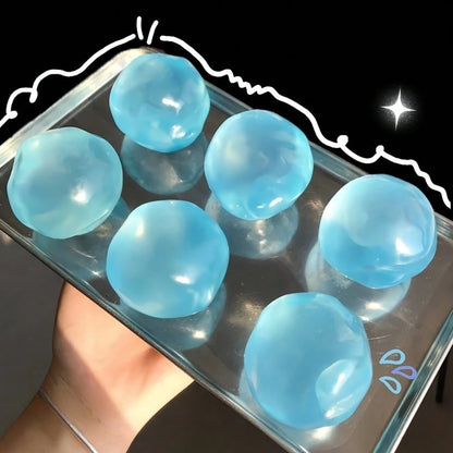 Squeeze ball detail